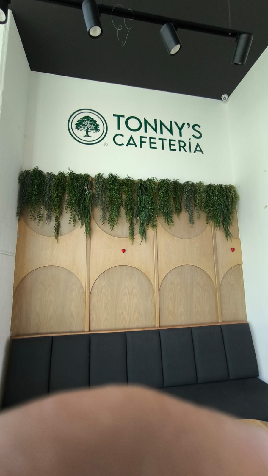 Tonny's Cafeteria Magno Centro Joyero